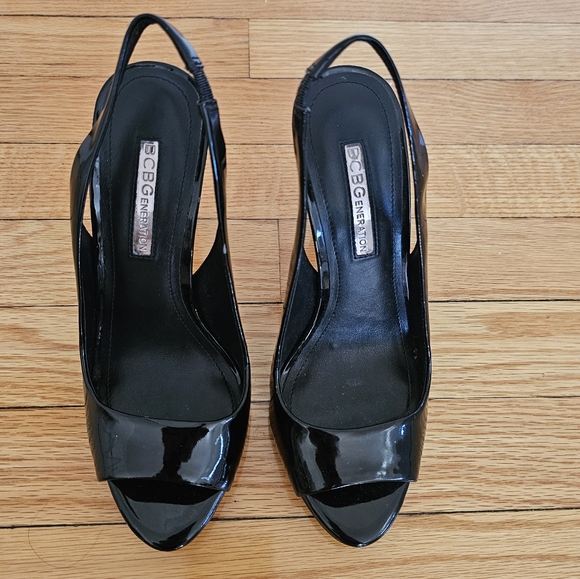 BCBGeneration Black Patent Leather Slingback Peep Toe Heels - Picture 3 of 8